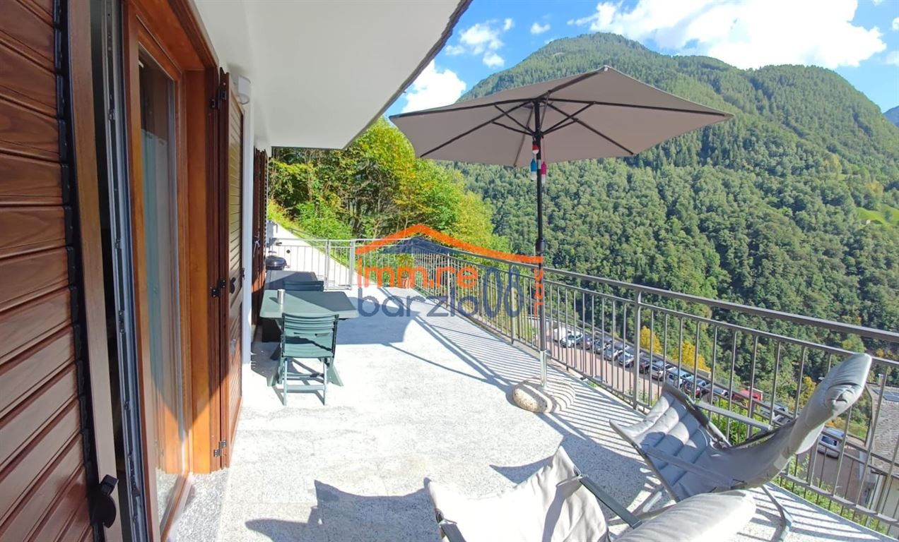 TRILOCALE CON TERRAZZO PANORAMICO - PREMANA