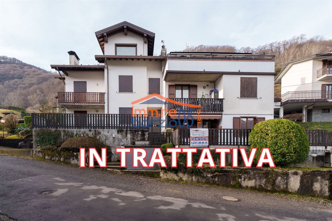 TRILOCALE CON TERRAZZO E BOX - PASTURO