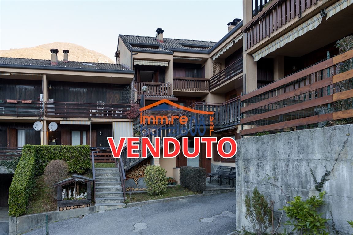 TRILOCALE CON BALCONI E CANTINA